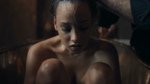 Elarica Johnson - Nude Scenes in A Discovery of Witches s01e02-07 (2018)