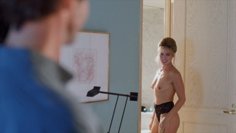 Yancy Butler, La Joy Farr - Nude Scenes in The Hit List (1993)