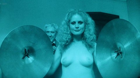 Beverly DAngelo, Cristina Raines, Sylvia Miles - Nude Scenes in The Sentinel (1977)