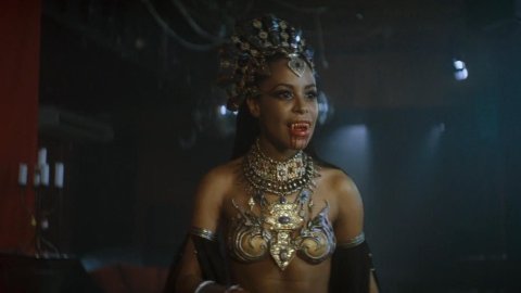 Aaliyah - Nude Scenes in Queen of the Damned (2002)