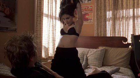 Brittany Murphy, Clementine Ford - Nude Scenes in Cherry Falls (2000)