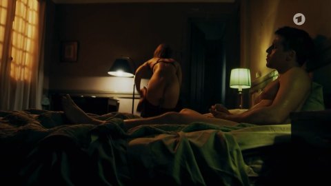 Heike Makatsch - Nude Scenes in Zielfahnder: Blutiger Tango (2019)