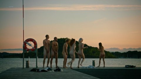 Renate Reinsve, Ida Helen Goytil, Hanna Maria Gronneberg, Ane Viola Semb - Nude Scenes in Hvite gutter s01 (2018)