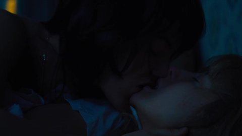 Emma Stone, Andrea Riseborough - Nude Scenes in Battle of the Sexes (2017)