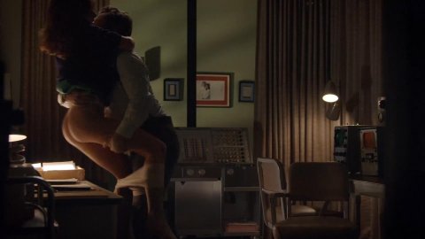 Emily Kinney, Sascha Alexander, Isabelle Fuhrman - Nude Scenes in Masters of Sex s03e10 (2015)