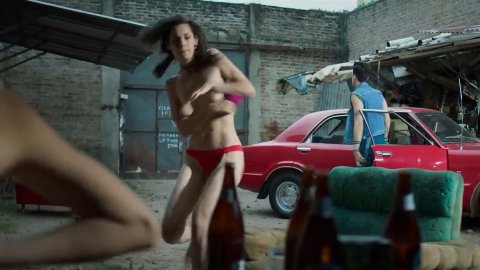 Yesica Glikman, Tamara Ayelen Arias - Nude Scenes in Apache: La vida de Carlos Tevez s01e04 (2019)