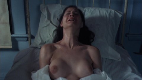 Leslie Cumming - Nude Scenes in Witchery (1988)