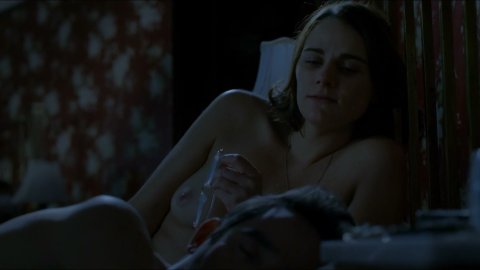 Barbara Ruiz-Tagle, Annie Fink - Nude Scenes in Broken Panties (2018)