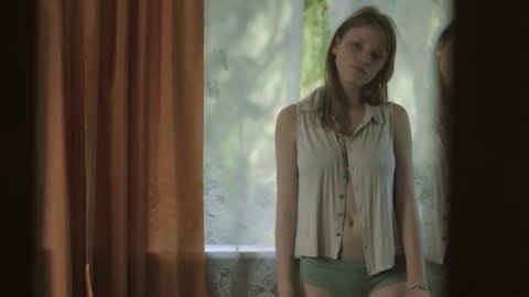 Elina Vaska - Nude Scenes in Mellow Mud (2016)