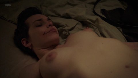 Sara Serraiocco, Nazanin Boniadi - Nude Scenes in Counterpart s01e04 (2018)