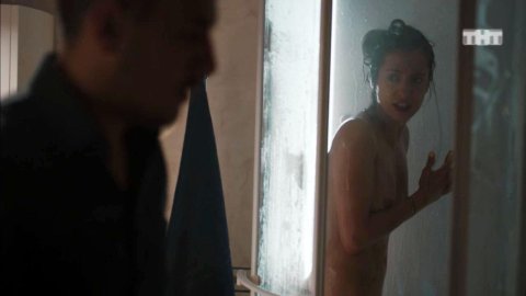 Anastasiya Meskova - Nude Scenes in Sweet Life s03e01 (2016)