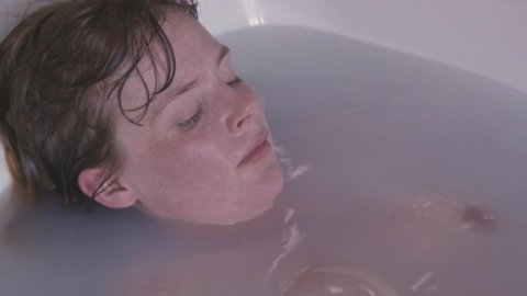 Isabelle Carre - Nude Scenes in Hideaway (Le refuge) (2010)