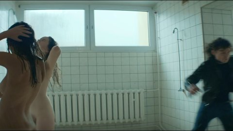 Kamila Kaminska, Anna Prochniak - Nude Scenes in Breaking the Limits (2017)