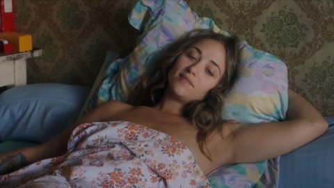 Lilly-Fleur Pointeaux - Nude Scenes in La Vie devant elles s02e04-06 (2017)