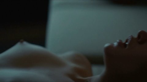 Julia Ragnarsson, Julia Dufvenius - Nude Scenes in Blinded s01e03, e07 (2019)