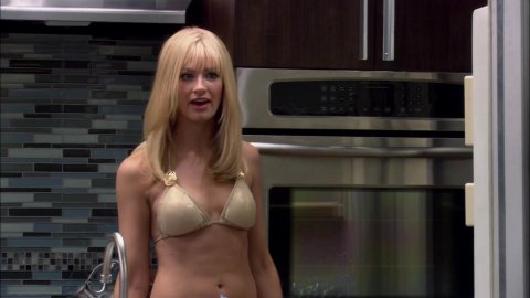 Beth Behrs - Nude Scenes in 2 Broke Girls s01e19 (2011)