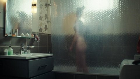 Svetlana Khodchenkova - Nude Scenes in Sterva s01e01 (2016)