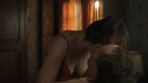 Mia Delmae - Nude Scenes in The Chalet s01e01 (2017)