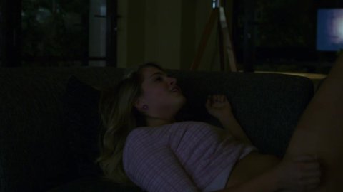 Anne Winters - Nude Scenes in 13 Reasons Why s02E07 (2018)