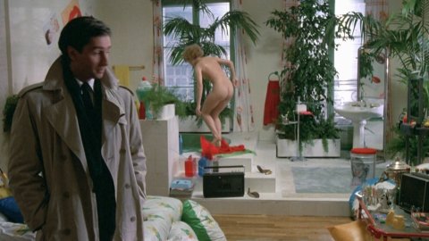 Grace De Capitani - Nude Scenes in My New Partner (1984)