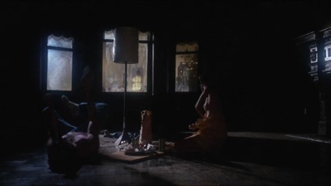 Mia Farrow - Nude Scenes in Rosemary's Baby (1968)
