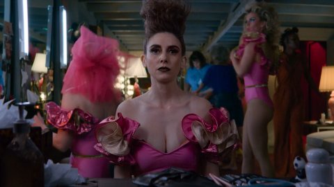 Jackie Tohn, Kate Nash - Nude Scenes in GLOW s03e08-10 (2019)