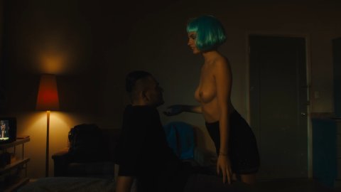 Nola Palmer, Gaite Jansen - Nude Scenes in Jett s01e09 (2019)