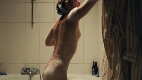 Elisa Schlott, Tabita Johannes - Nude Scenes in The Cricket and the Ant (2016)