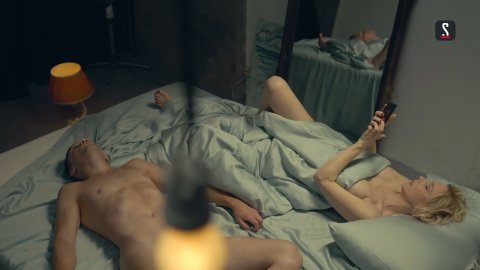 Marina Zudina - Nude Scenes in Gold Diggers s01e07 (2019)