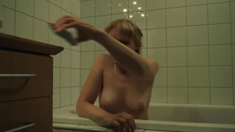 Viktoria Winge, Veslemoy Morkrid, Julia Schacht - Nude Scenes in All Must Die (2019)