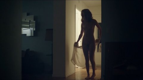 Jennifer Missoni, Dawn Olivieri - Nude Scenes in To Whom It May Concern (2015)