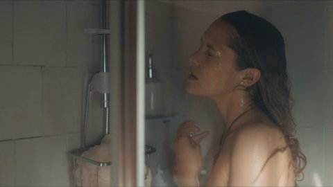 Teresa Palmer - Nude Scenes in A Discovery of Witches s01e01-02 (2018)