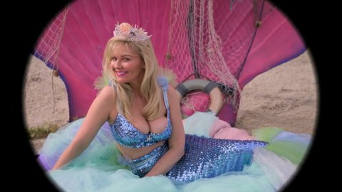 Kirsten Dunst - Nude Scenes in On Becoming a God in Central Florida s01e07 (2019)
