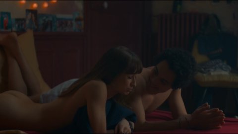 Thais Alessandrin, Sandrine Kiberlain - Nude Scenes in Sweetheart (2019)