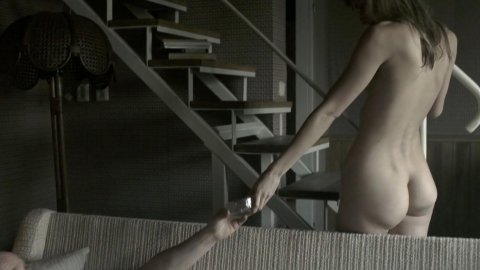 Sarka Vaculikova - Nude Scenes in Cirkus Bukowsky s02e05 (2014)