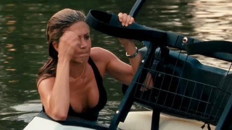 Jennifer Aniston - Nude Scenes in The Bounty Hunter (2010)
